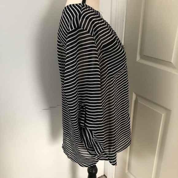 Covington semi-sheer black striped blouse ๐ L - Picture 2 of 5